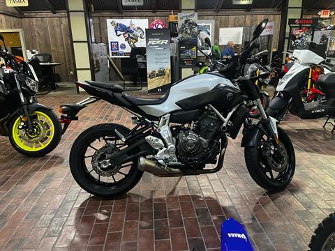 2015 Yamaha FZ-07 in Traverse City, Michigan - Photo 2