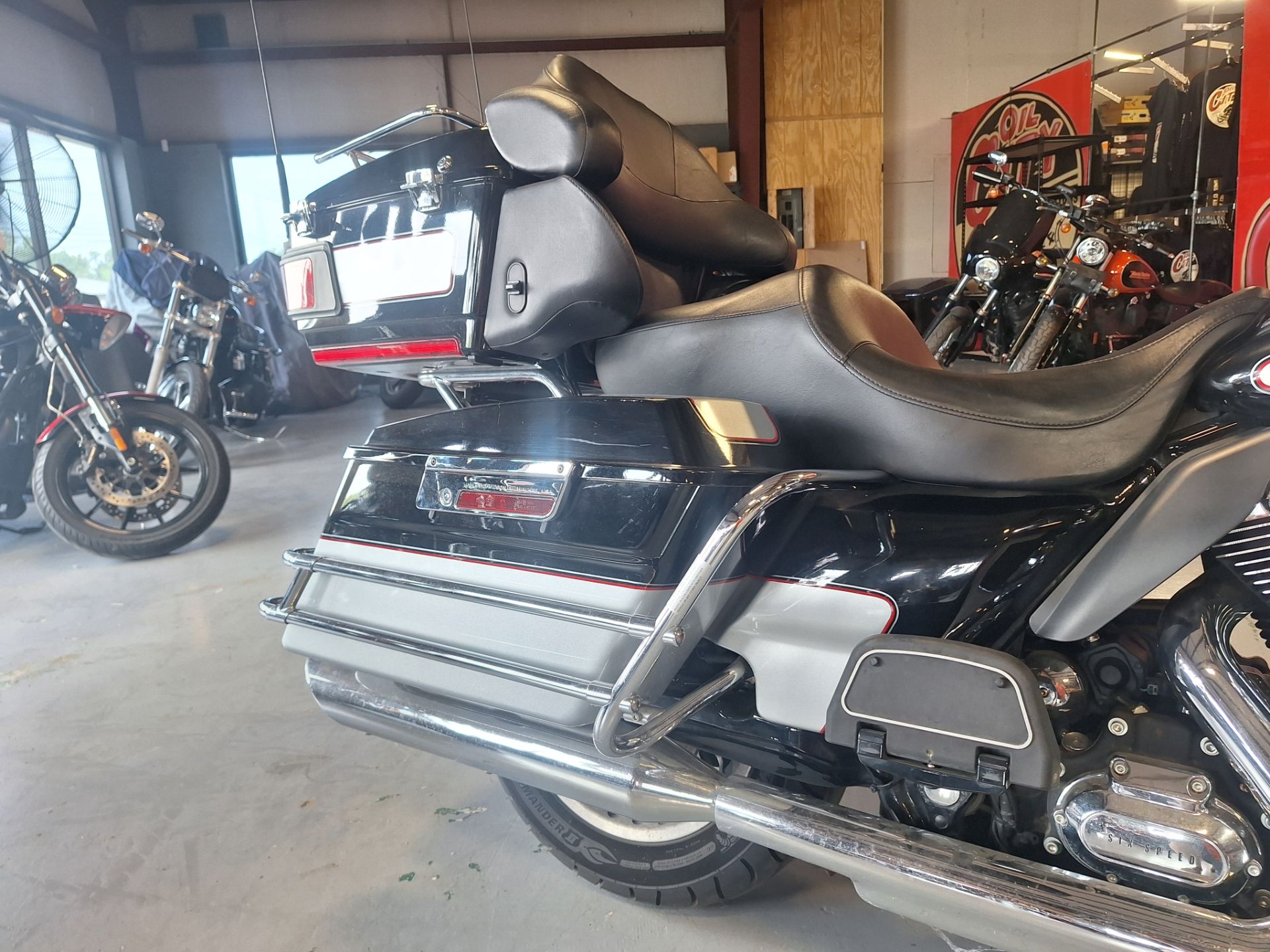 2010 Harley-Davidson Ultra Classic® Electra Glide® in Cicero, New York - Photo 10