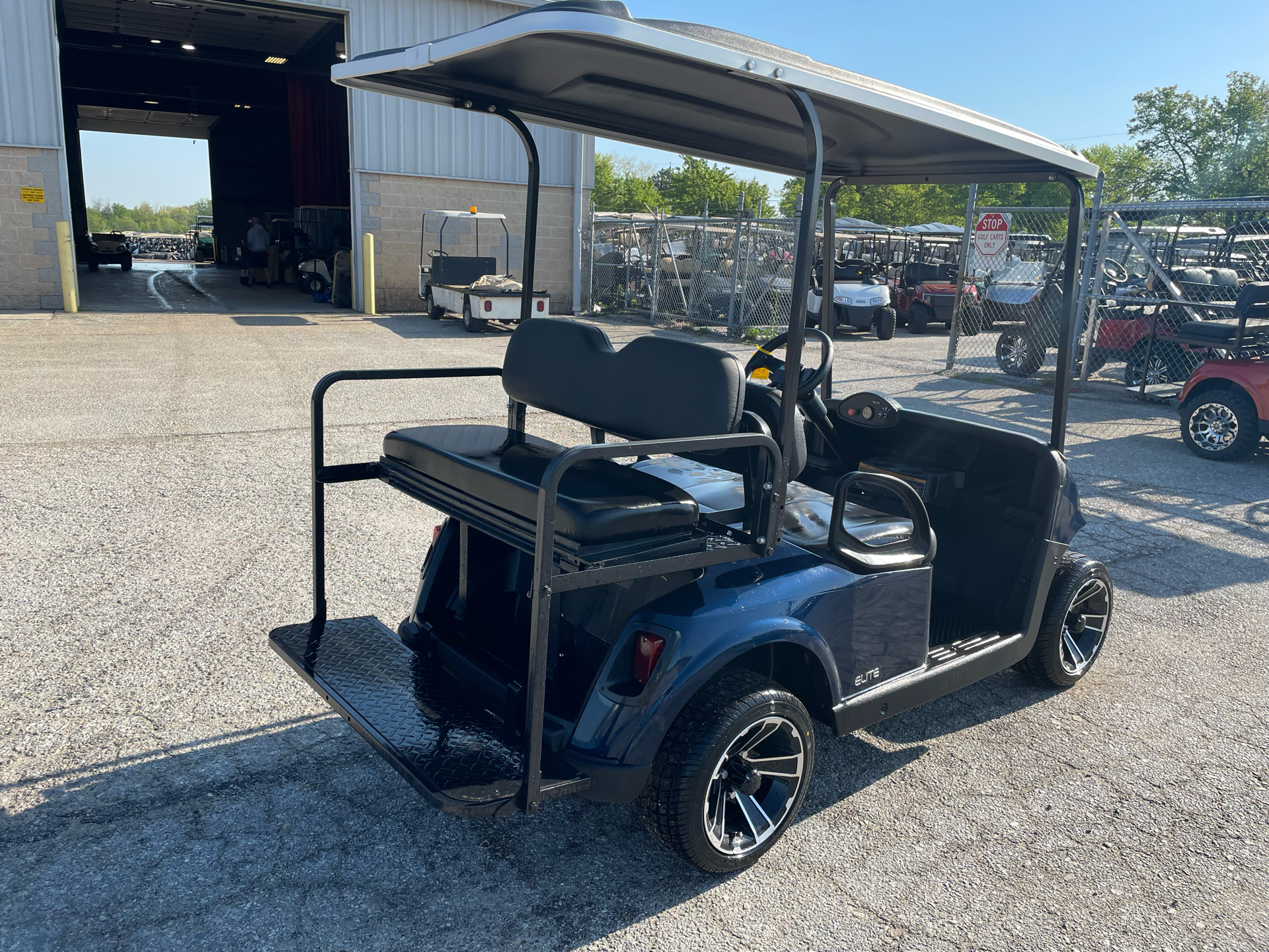 2019 E-Z-GO RXV ELITE in New Oxford, Pennsylvania - Photo 3