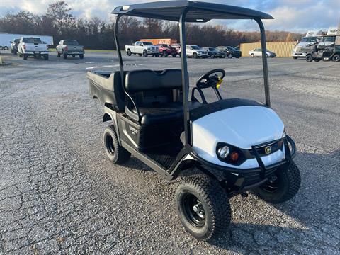 2024 Cushman HAULER 800X GAS EFI in New Oxford, Pennsylvania - Photo 1