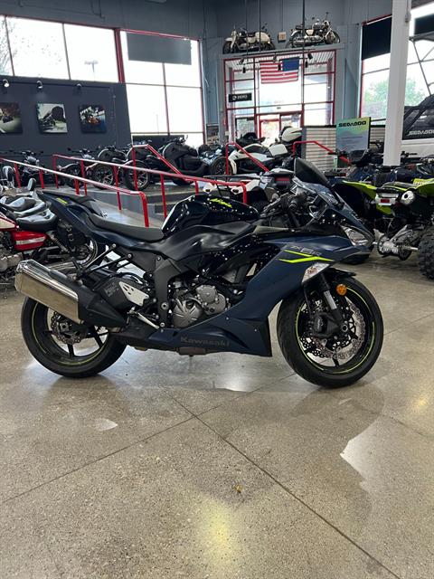 2022 Kawasaki Ninja ZX-6R in Columbus, Ohio