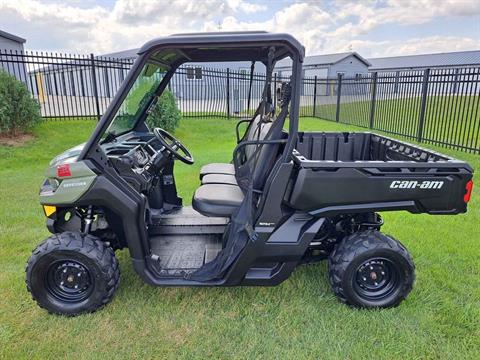 2017 Can-Am Defender HD5 in Mukwonago, Wisconsin - Photo 5