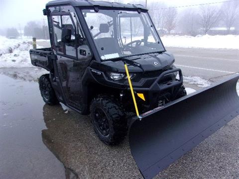 2023 Can-Am Defender XT HD9 in Mukwonago, Wisconsin - Photo 1