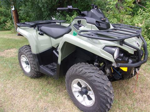 2018 Can-Am Outlander DPS 570 in Mukwonago, Wisconsin - Photo 2
