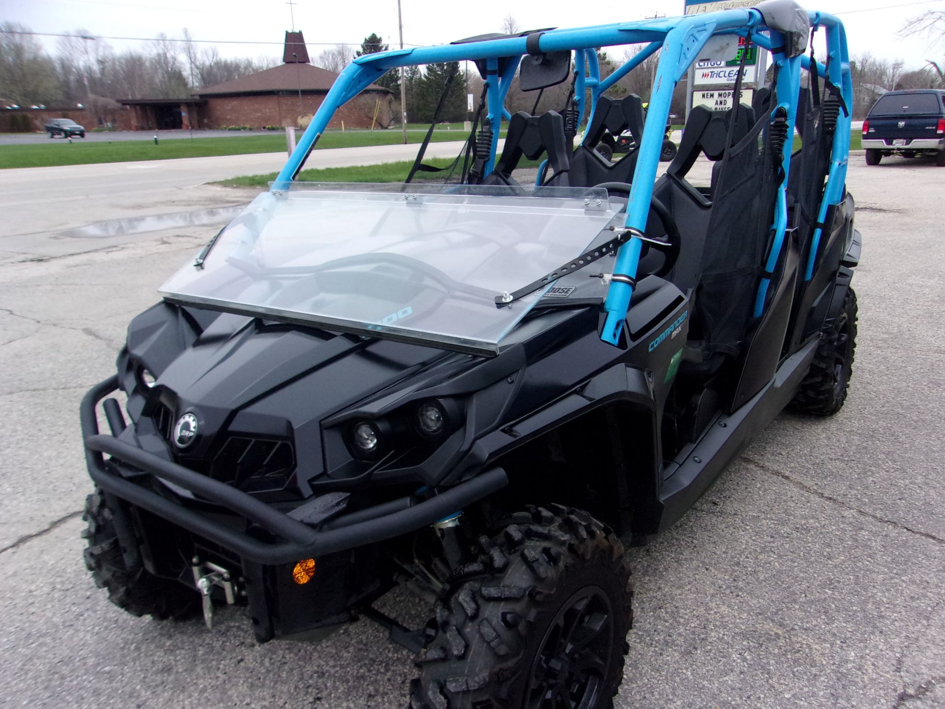 2016 Can-Am Commander MAX XT 1000 in Mukwonago, Wisconsin - Photo 5