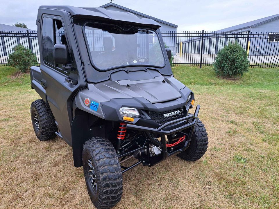 2018 Honda Pioneer 700 Deluxe in Mukwonago, Wisconsin - Photo 2