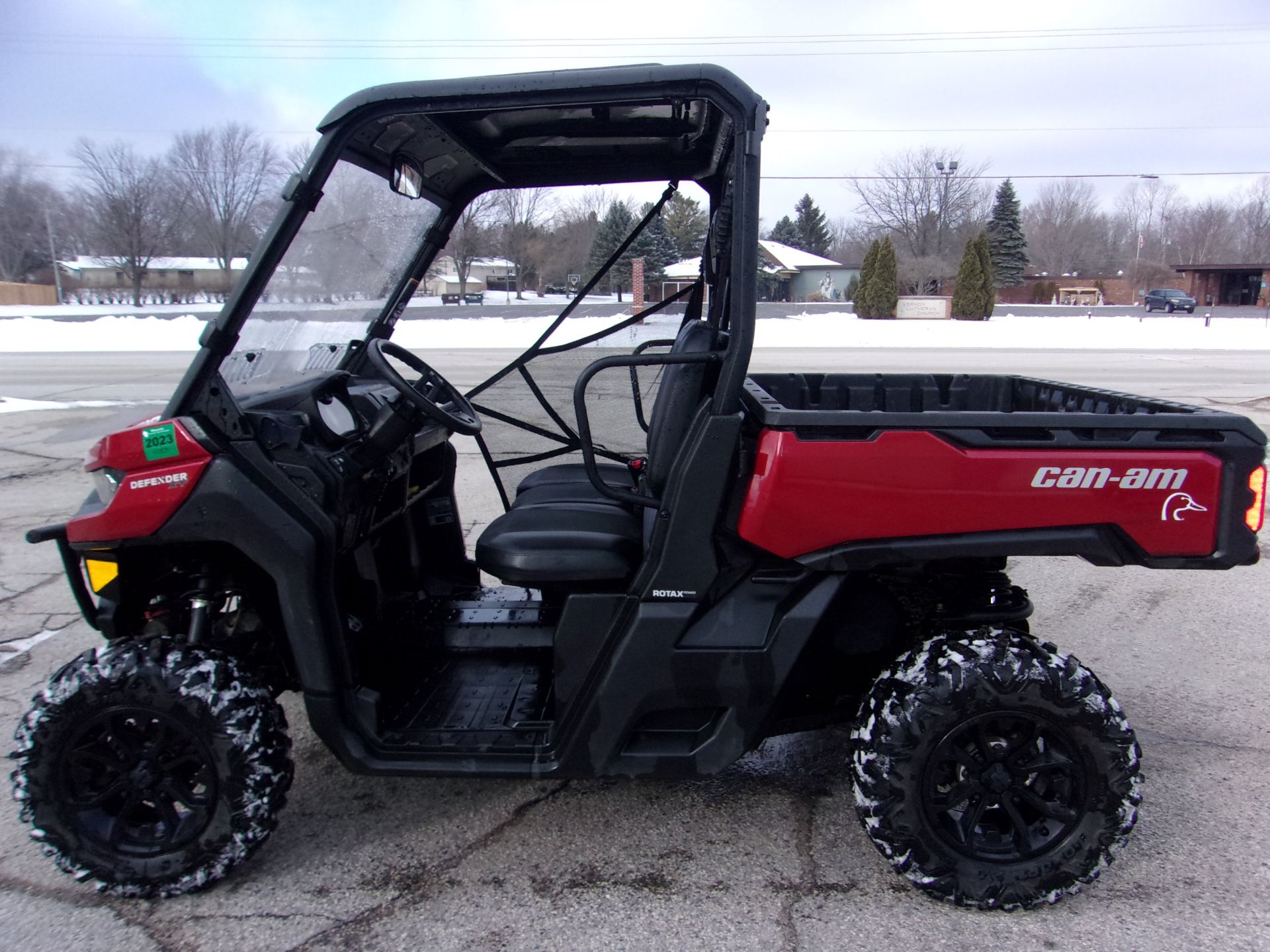 2016 Can-Am Defender XT HD10 in Mukwonago, Wisconsin - Photo 1