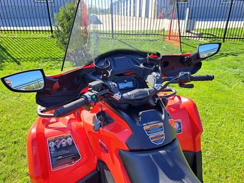 2018 Can-Am Outlander MAX 570 in Mukwonago, Wisconsin - Photo 9