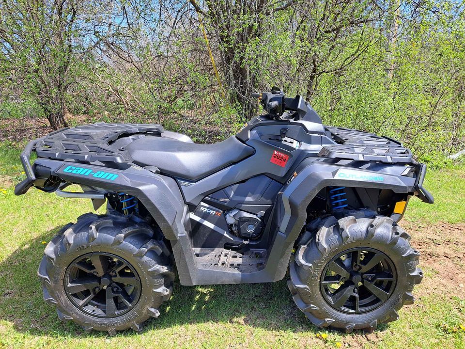 2020 Can-Am Outlander XT 1000R in Mukwonago, Wisconsin - Photo 1