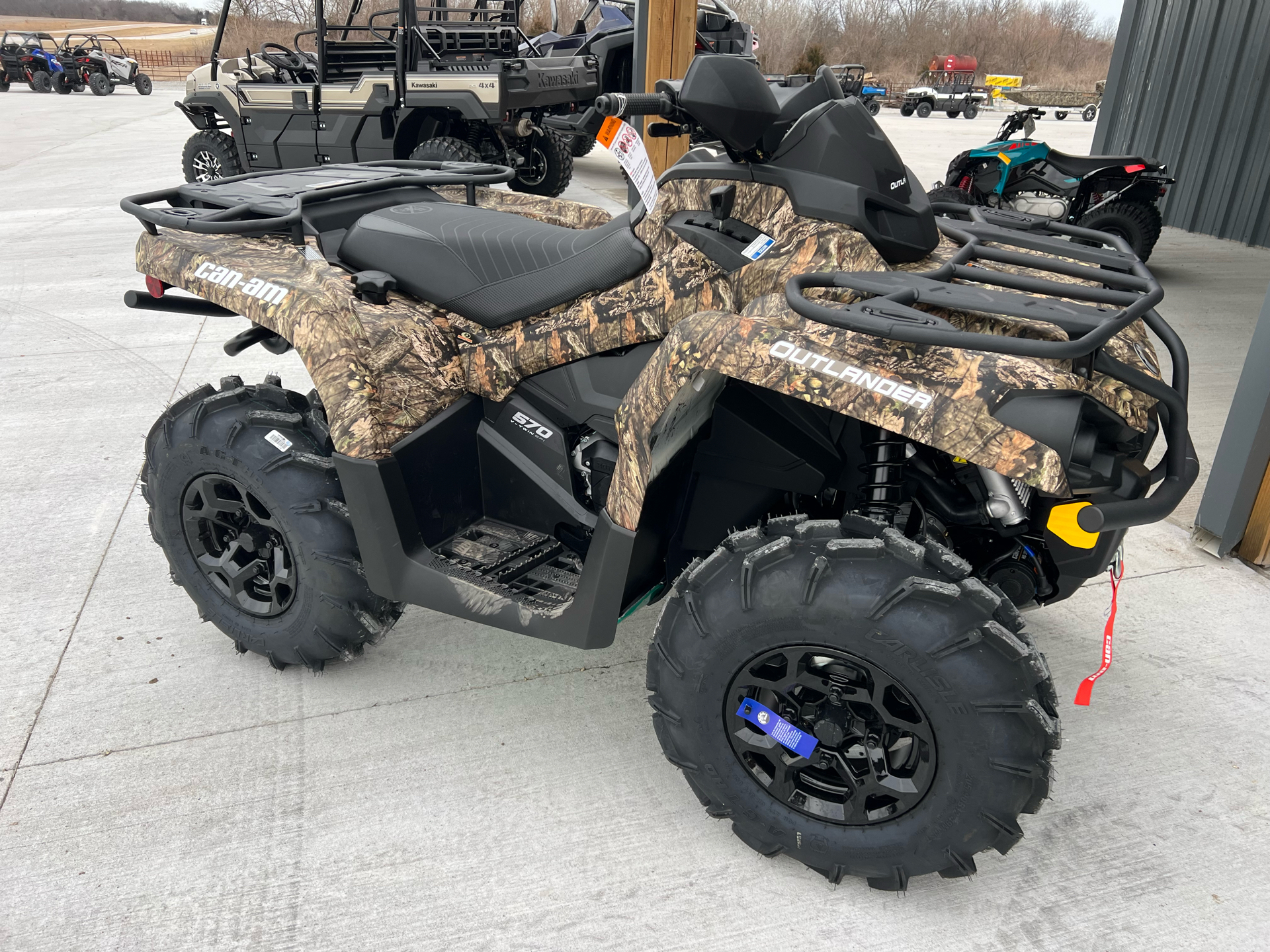 2023 Can-Am Outlander Hunting Edition 570 in Clinton, Missouri - Photo 1