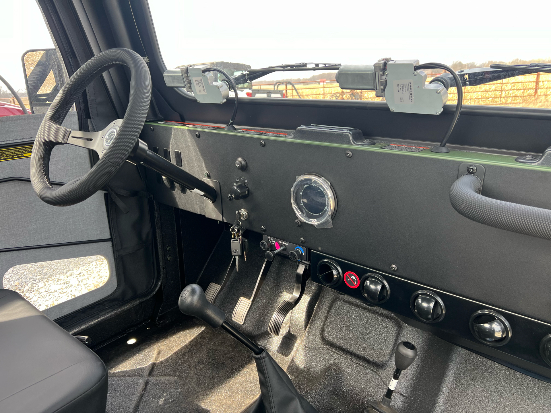 2024 Mahindra Roxor HD All-Weather Model in Clinton, Missouri - Photo 5