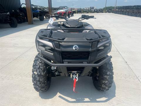 2024 Can-Am Outlander XT 700 in Clinton, Missouri - Photo 3