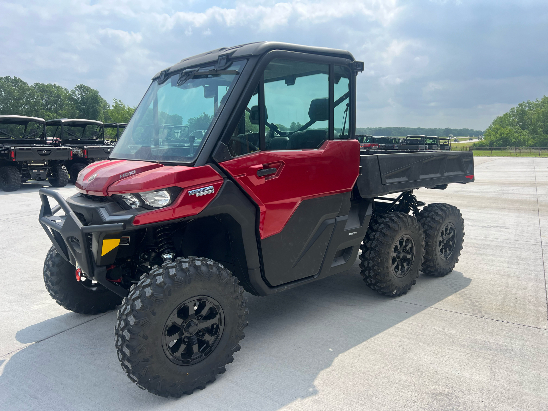 2024 Can-Am Defender 6x6 Limited in Clinton, Missouri - Photo 2