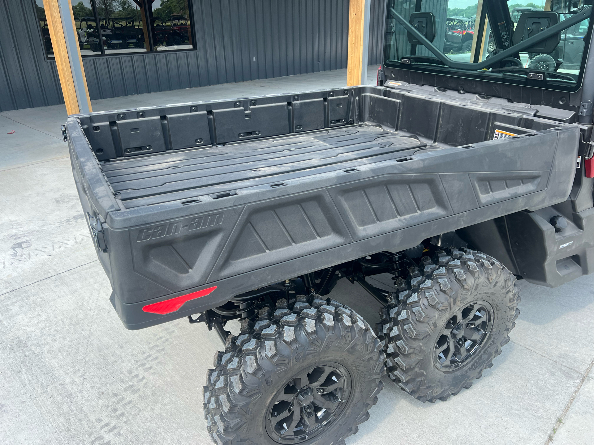 2024 Can-Am Defender 6x6 Limited in Clinton, Missouri - Photo 4