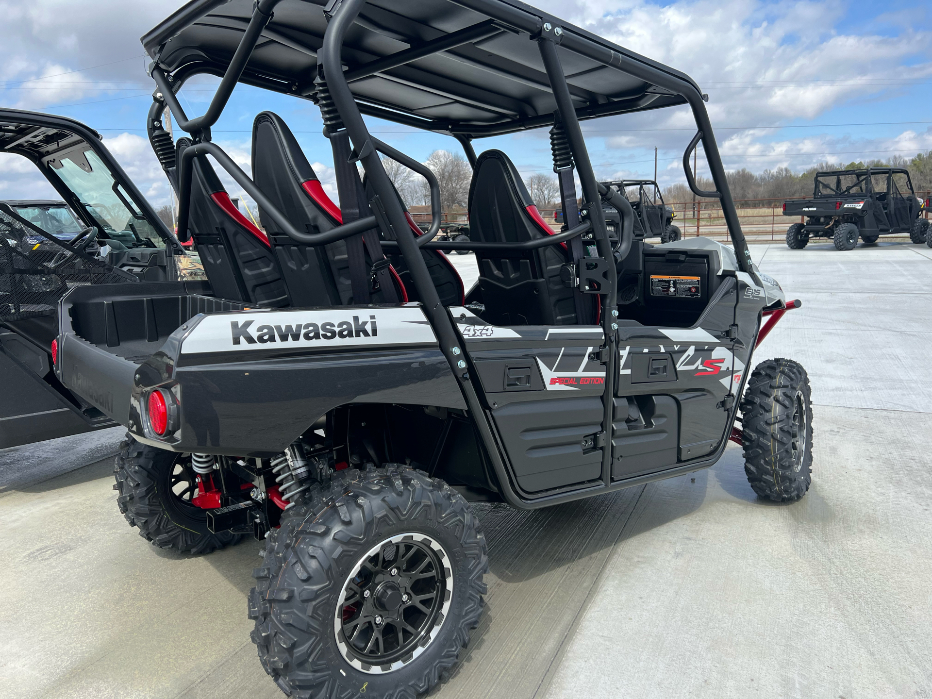 2023 Kawasaki Teryx4 S Special Edition in Clinton, Missouri - Photo 6