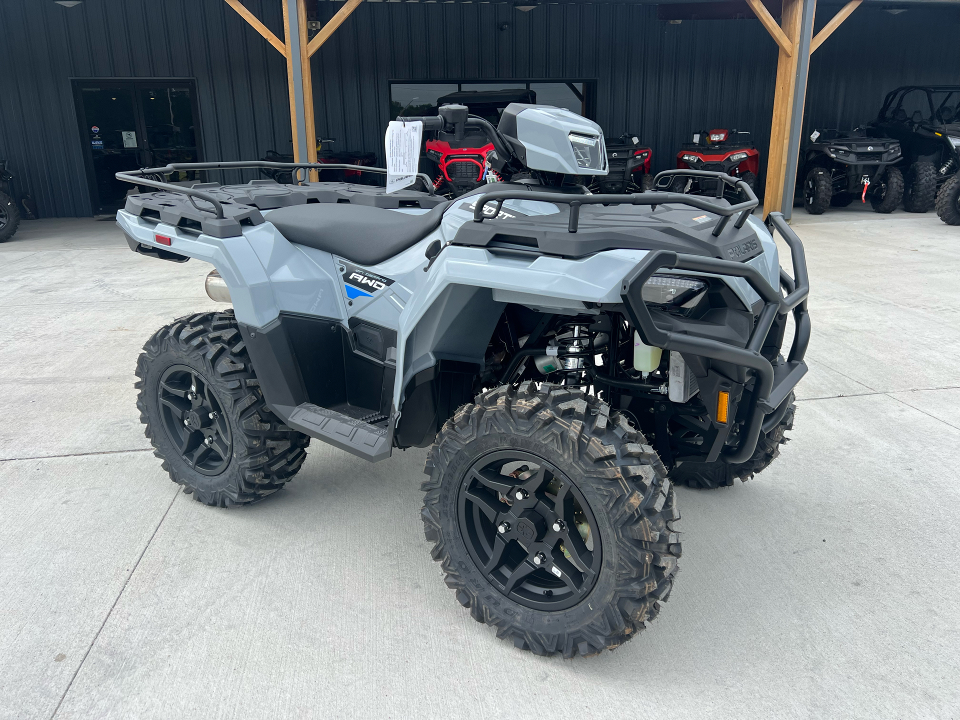 2024 Polaris Sportsman 570 Premium in Clinton, Missouri - Photo 1