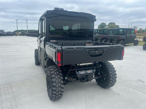 2025 Can-Am Defender MAX Lone Star CAB in Clinton, Missouri - Photo 6