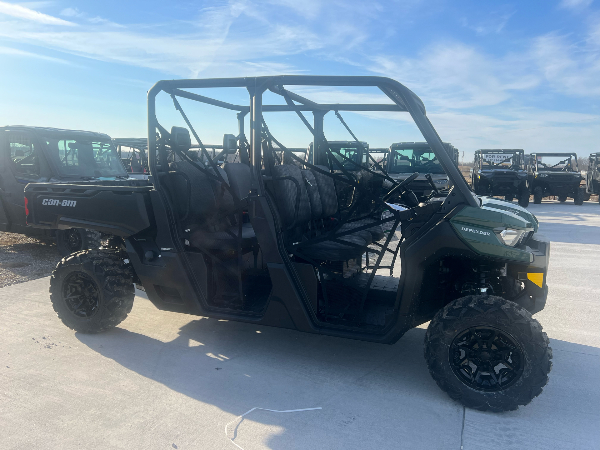 2024 Can-Am Defender MAX DPS HD7 in Clinton, Missouri - Photo 3