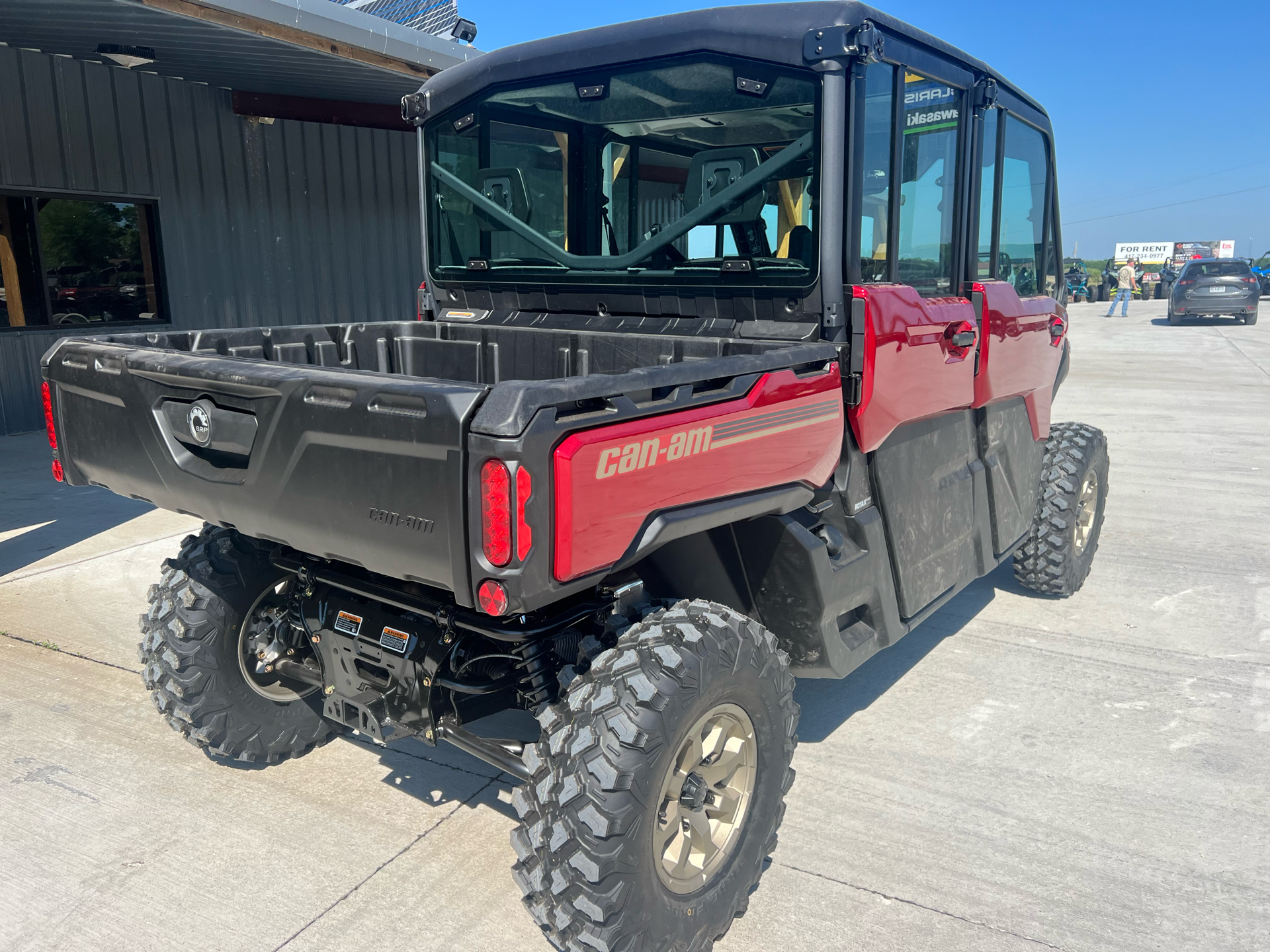 2024 Can-Am Defender MAX Limited in Clinton, Missouri - Photo 6