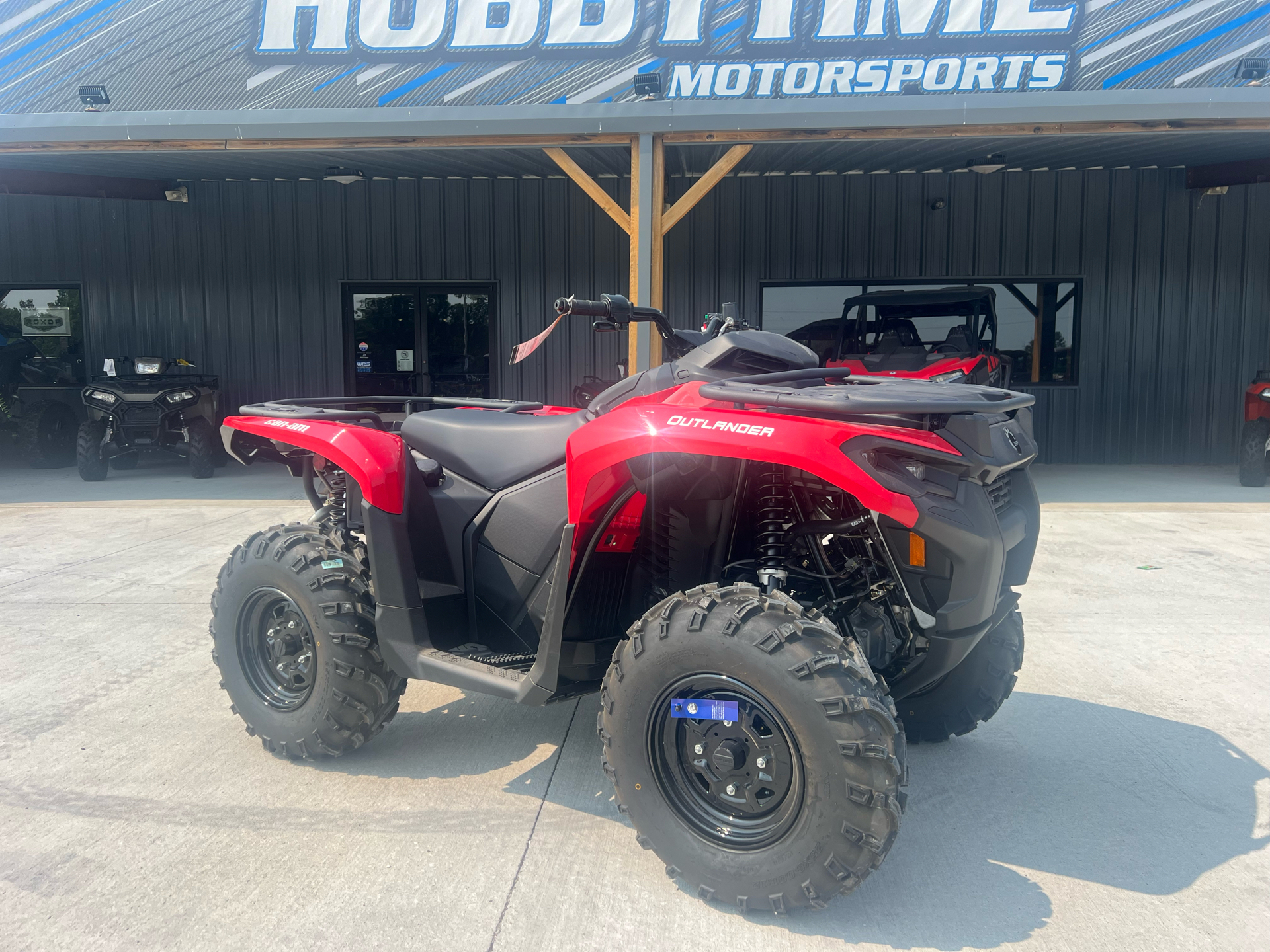 2024 Can-Am Outlander DPS 700 in Clinton, Missouri - Photo 1