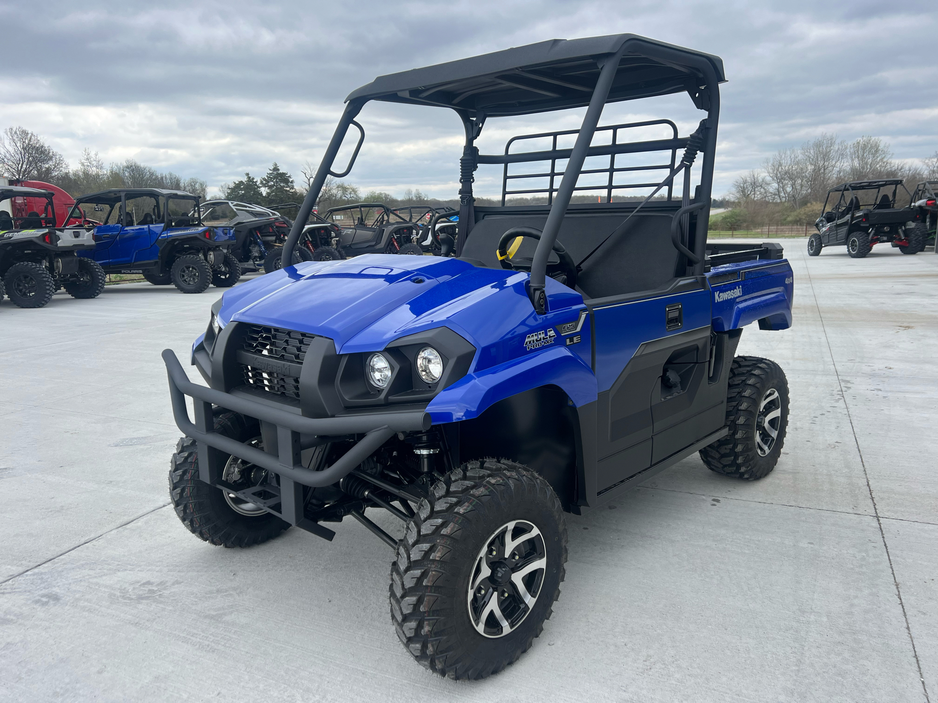 2024 Kawasaki MULE PRO-MX LE in Clinton, Missouri - Photo 3