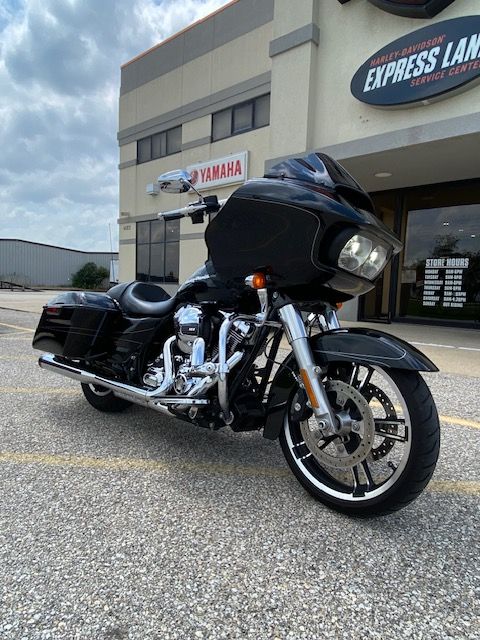 2015 Harley-Davidson Road Glide® Special in Waterloo, Iowa - Photo 2