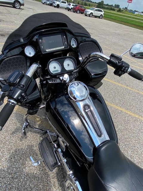 2015 Harley-Davidson Road Glide® Special in Waterloo, Iowa - Photo 8