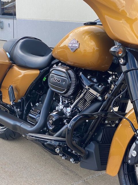 2023 Harley-Davidson Street Glide® Special in Waterloo, Iowa - Photo 3