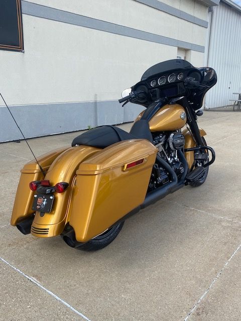 2023 Harley-Davidson Street Glide® Special in Waterloo, Iowa - Photo 4