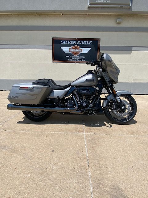 2023 Harley-Davidson CVO™ Street Glide® in Waterloo, Iowa - Photo 1