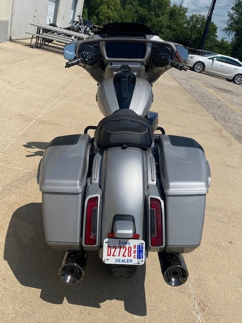 2023 Harley-Davidson CVO™ Street Glide® in Waterloo, Iowa - Photo 6