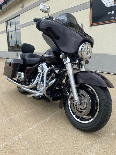 2007 Harley-Davidson Street Glide™ in Waterloo, Iowa - Photo 2