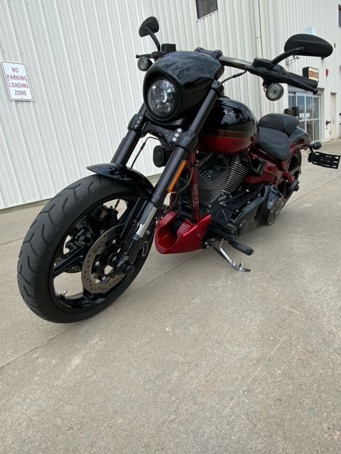 2017 Harley-Davidson CVO™ Pro Street Breakout® in Waterloo, Iowa - Photo 6