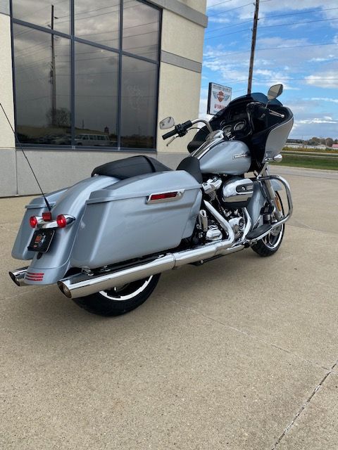 2023 Harley-Davidson Road Glide® in Waterloo, Iowa - Photo 4