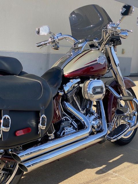2010 Harley-Davidson CVO™ Softail® Convertible in Waterloo, Iowa - Photo 4