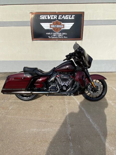 2019 Harley-Davidson CVO™ Street Glide® in Waterloo, Iowa - Photo 1