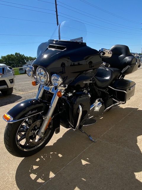 2019 Harley-Davidson Ultra Limited in Waterloo, Iowa - Photo 9