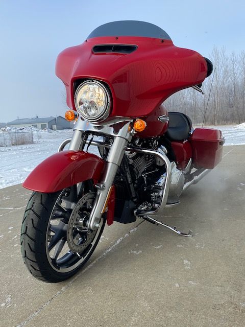 2023 Harley-Davidson Street Glide® in Waterloo, Iowa - Photo 6