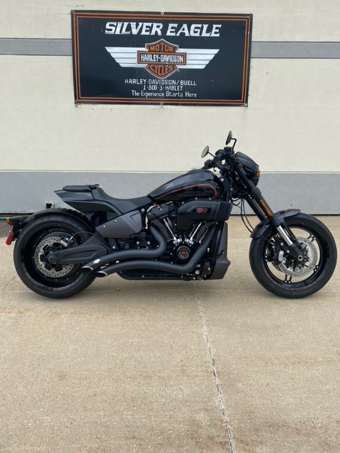 2019 Harley-Davidson FXDR™ 114 in Waterloo, Iowa