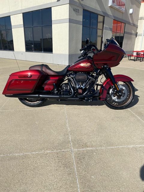 2023 Harley-Davidson Road Glide® Anniversary in Waterloo, Iowa - Photo 1
