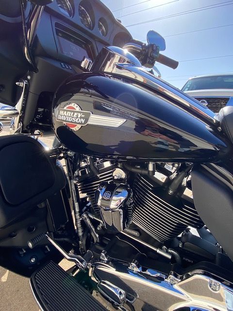 2023 Harley-Davidson Tri Glide® Ultra in Waterloo, Iowa - Photo 9