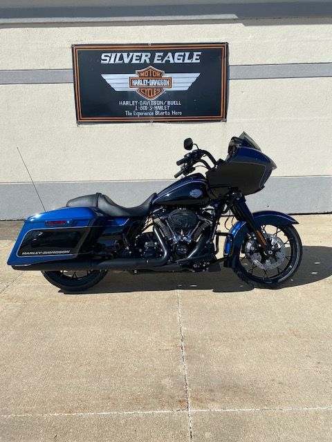 2022 Harley-Davidson Road Glide® Special in Waterloo, Iowa - Photo 1