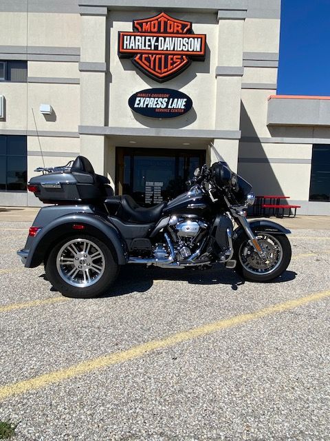 2021 Harley-Davidson Tri Glide® Ultra in Waterloo, Iowa - Photo 1