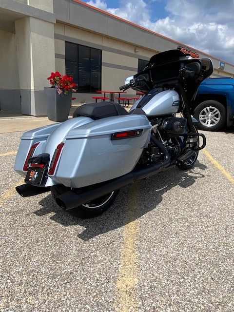 2024 Harley-Davidson Street Glide® in Waterloo, Iowa - Photo 4