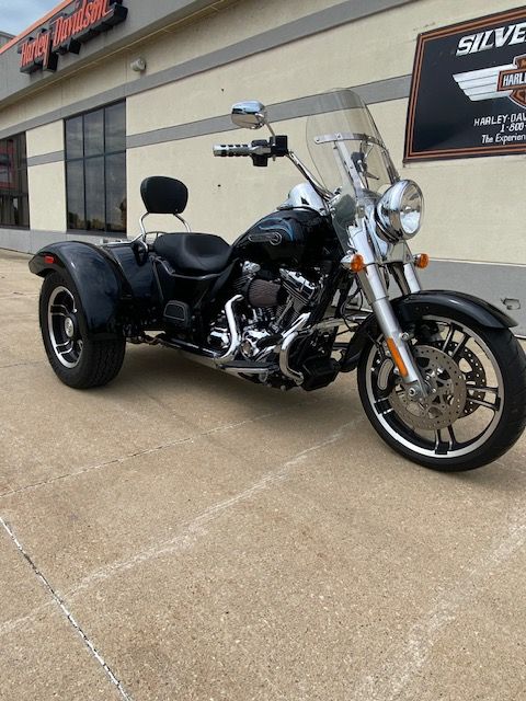 2016 Harley-Davidson Freewheeler™ in Waterloo, Iowa - Photo 2