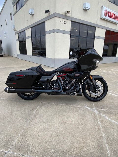 2024 Harley-Davidson CVO™ Road Glide® ST in Waterloo, Iowa - Photo 1