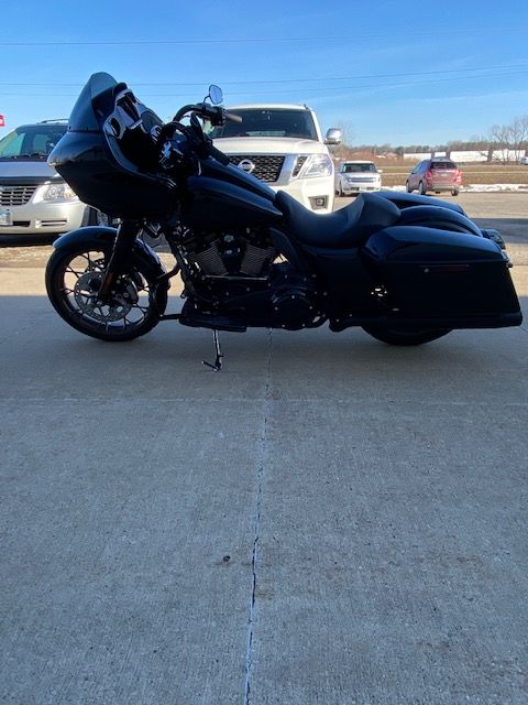 2022 Harley-Davidson Road Glide® ST in Waterloo, Iowa - Photo 5