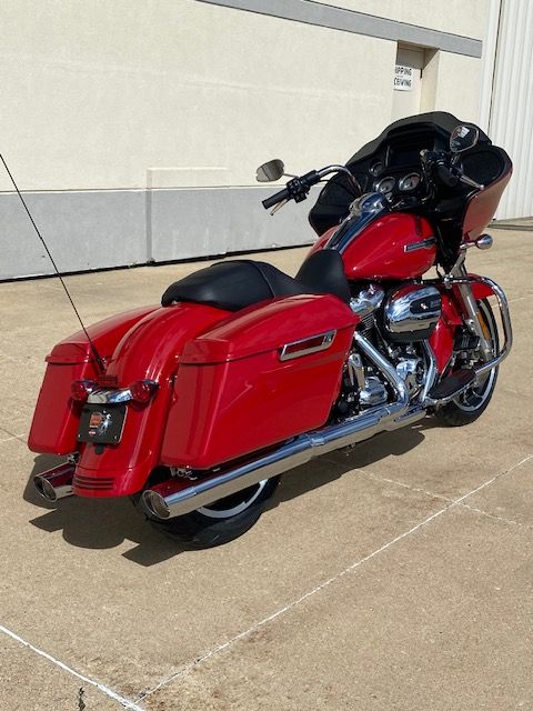 2023 Harley-Davidson Road Glide® in Waterloo, Iowa - Photo 4