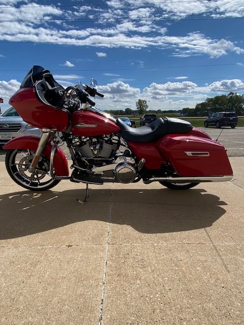 2023 Harley-Davidson Road Glide® in Waterloo, Iowa - Photo 6