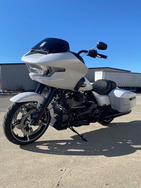 2024 Harley-Davidson Road Glide® in Waterloo, Iowa - Photo 6